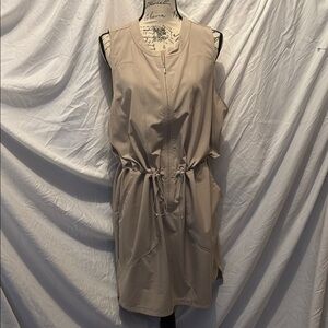 Zella Tan Cream Sheath Dress Sleeveless V-neck